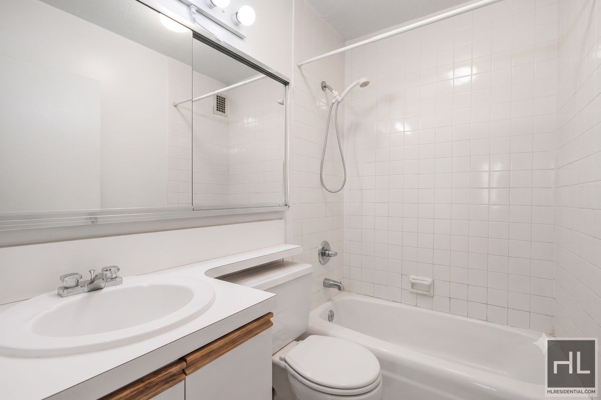 301 East 87th Street 15D Upper East Side New York NY 10128