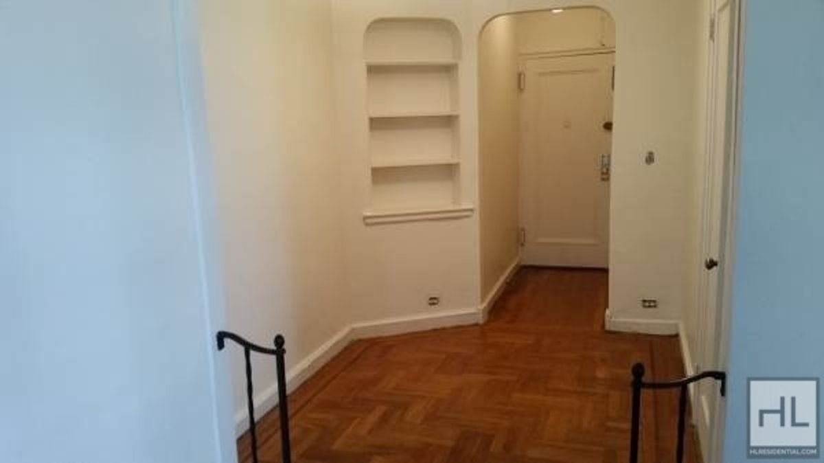 Photo for 208 East 28th Street - 208 East 28th Street Cooperative in Murray Hill, Manhattan