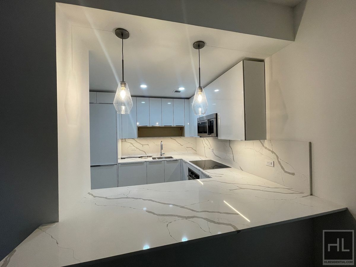 Photo for 180 WATER - 180 WATER STREET Rental Building in Financial District, Manhattan
