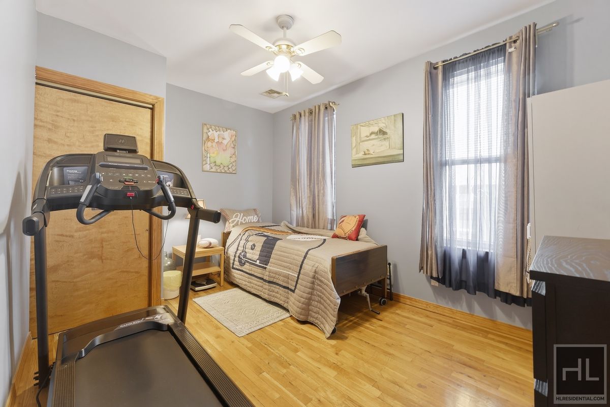 675 East 53rd Street Farragut Brooklyn NY 11203