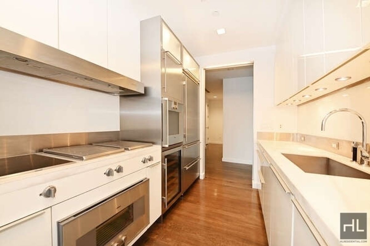 Photo for The Laurel - 400 EAST 67 STREET Condominium in Upper East Side, Manhattan