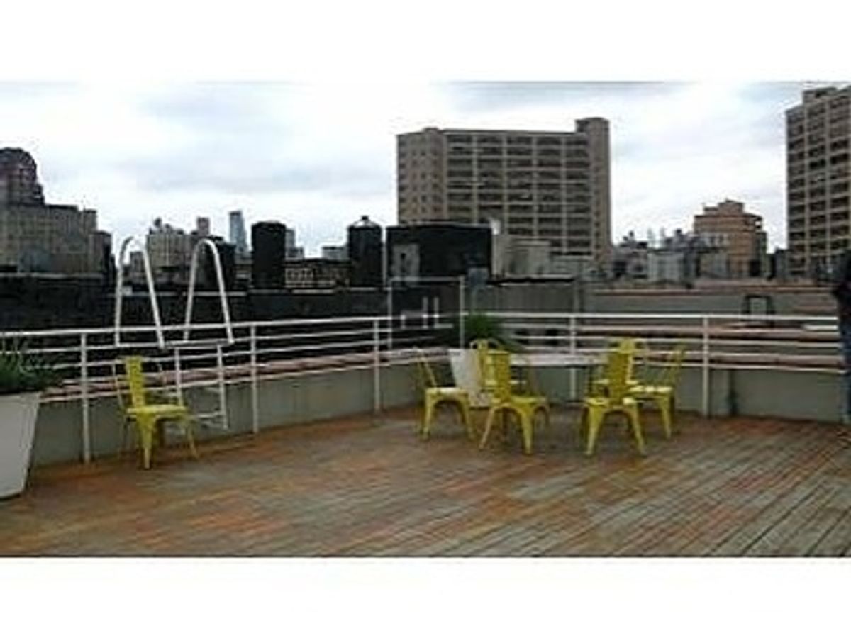 Photo for The Park Central - 220 West 111th Street Condominium in Harlem, Manhattan