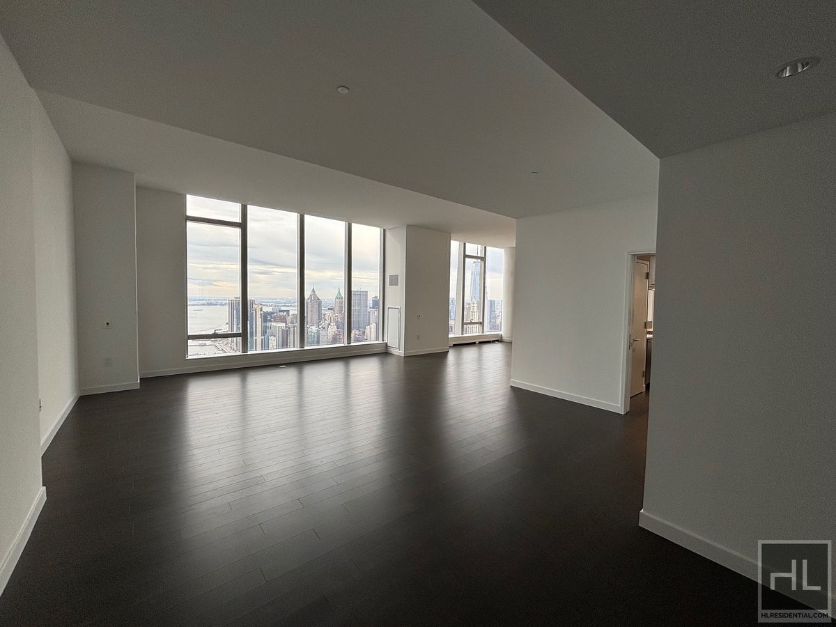 Photo for  One Manhattan Square  - 252 South Street Condominium in Lower East Side, Manhattan