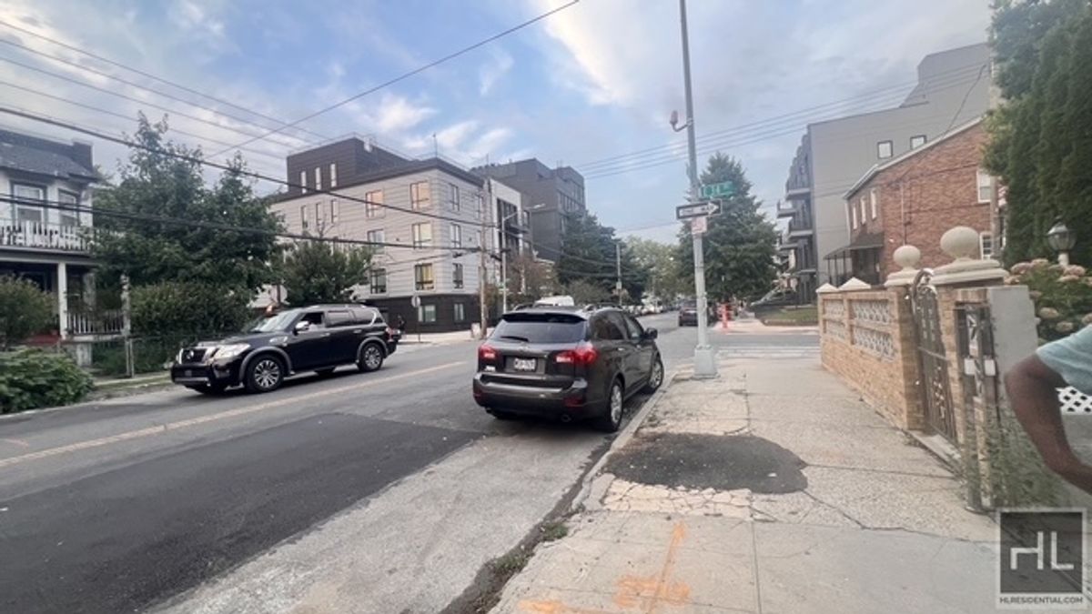 3322 Farragut Road East Flatbush Brooklyn NY 11210