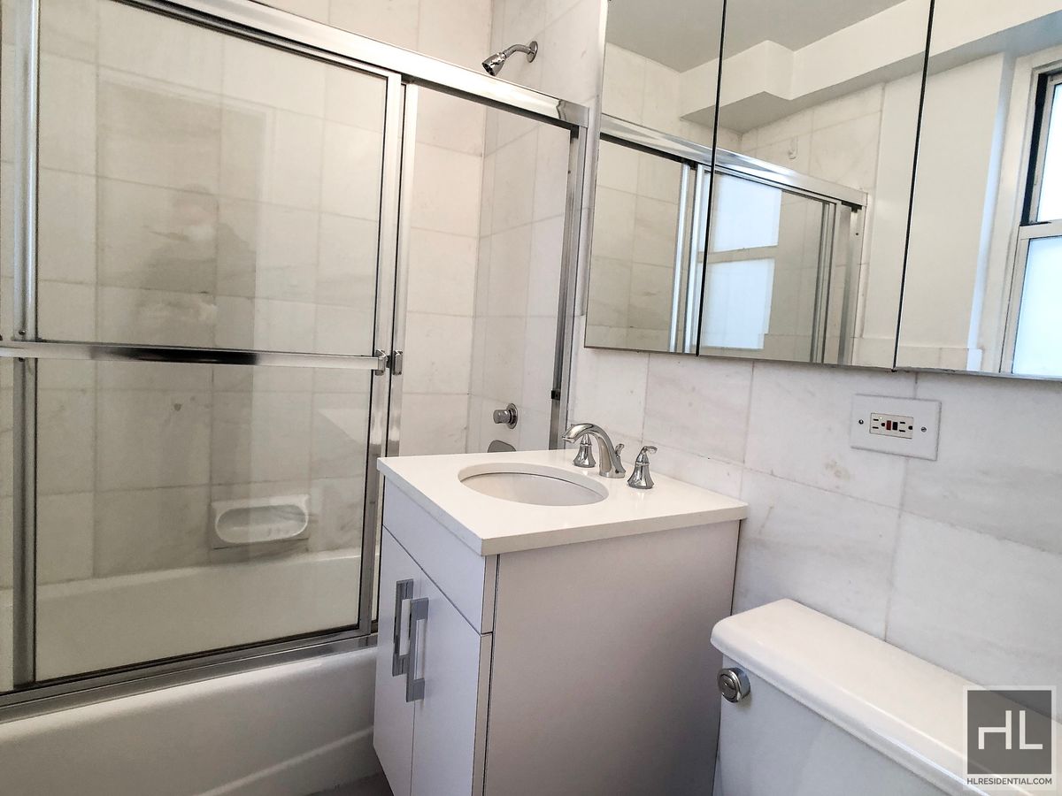 Photo for 888 8th Avenue - 888 8th Avenue Rental Building in Midtown, Manhattan