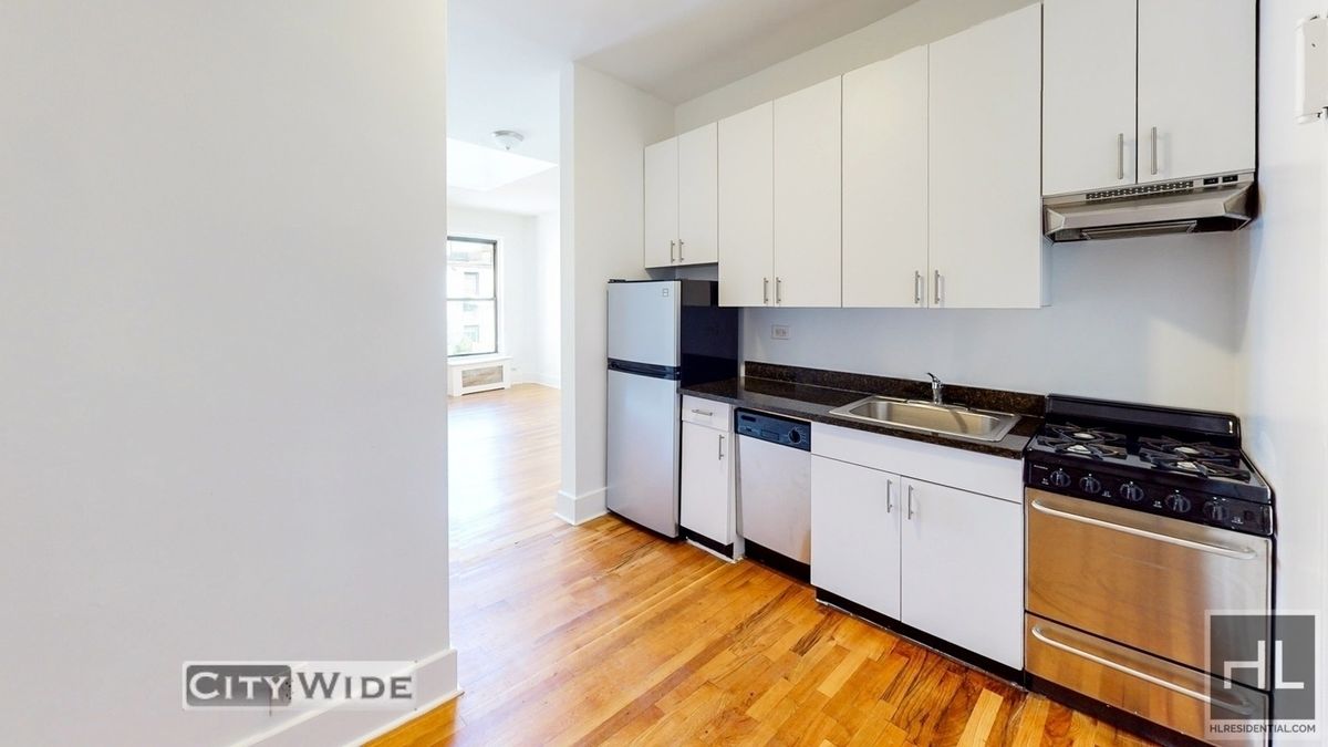 Photo for Robin Court - 29 West 65th Street Condominium in Lincoln Square, Manhattan