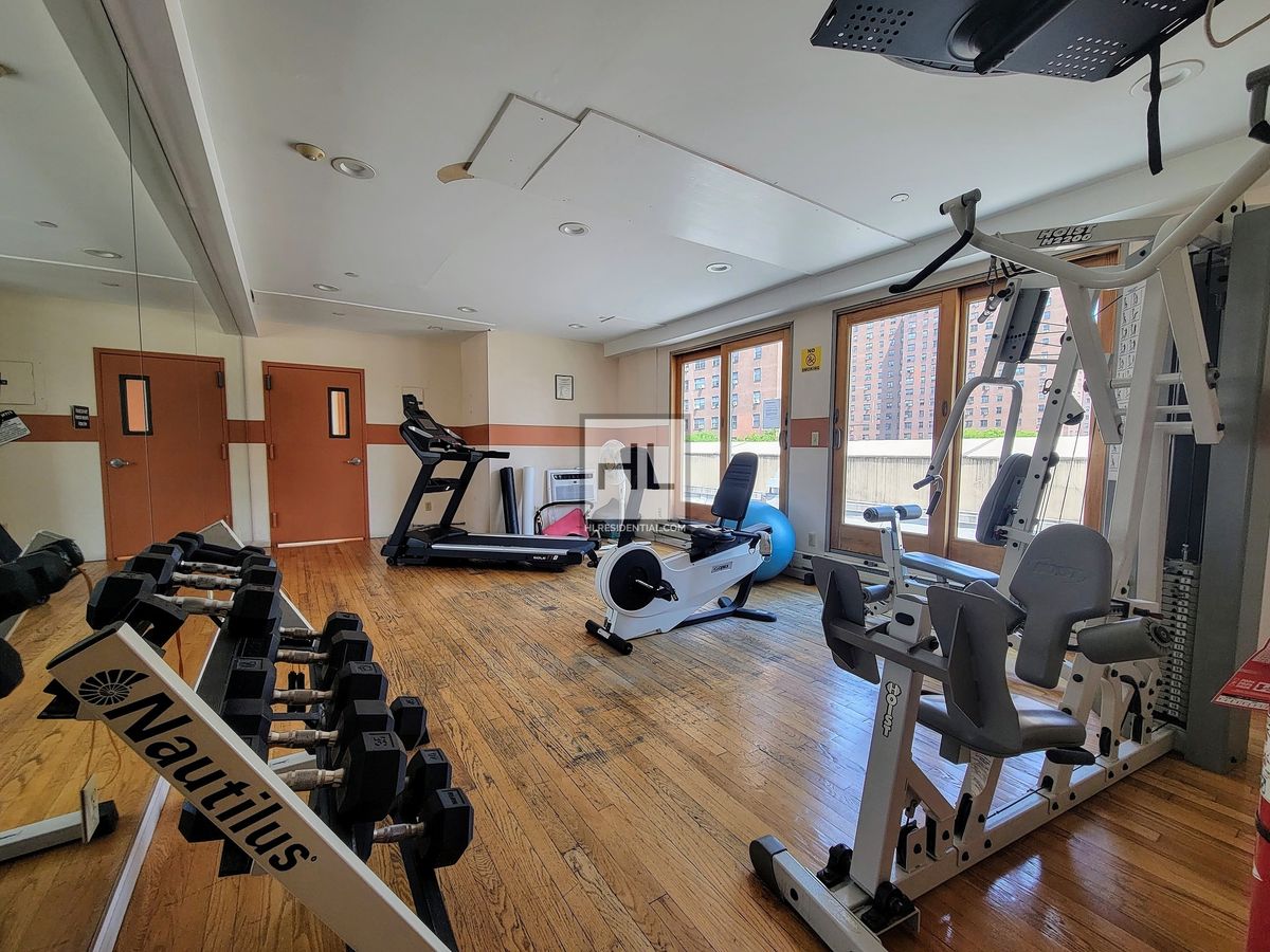 1630 Madison Avenue Upper East Side New York NY 10029