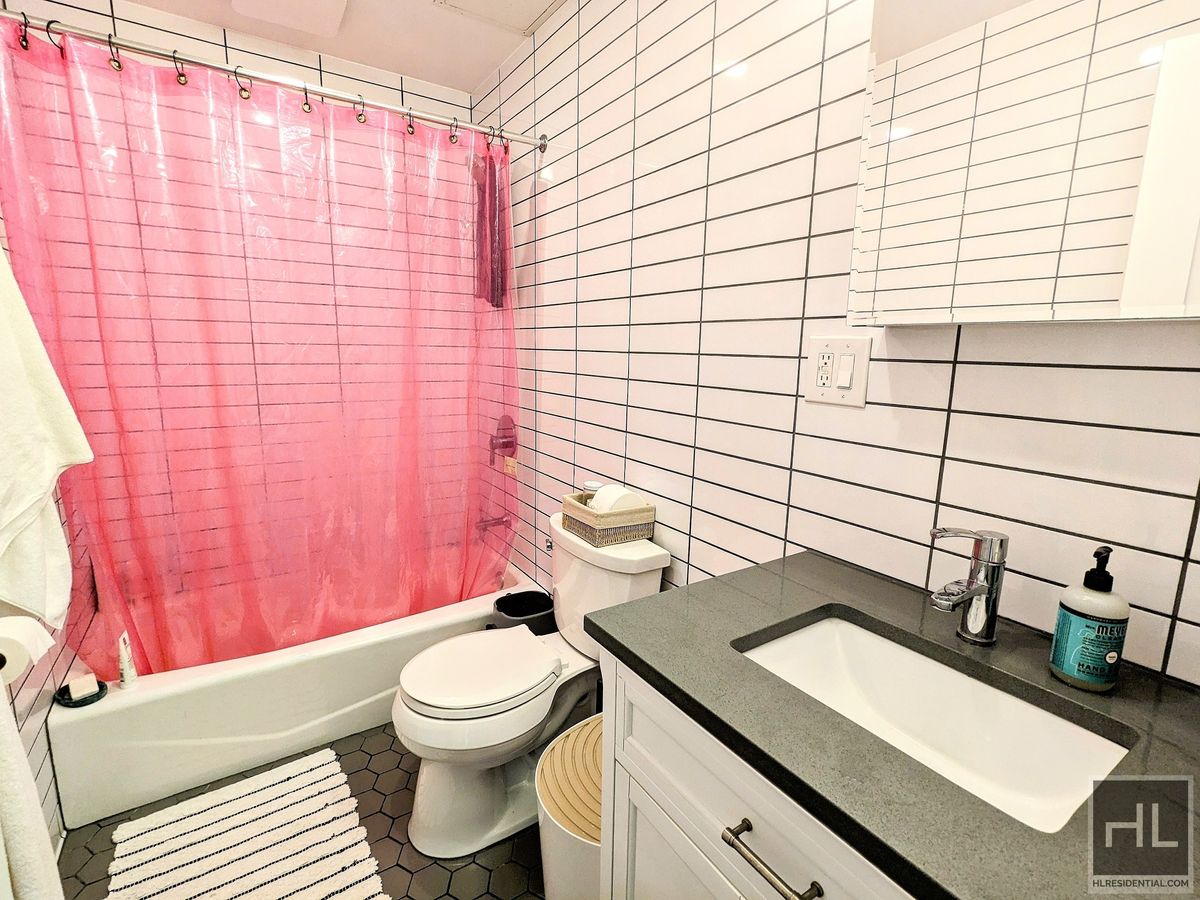 35 Cambridge Place, #5