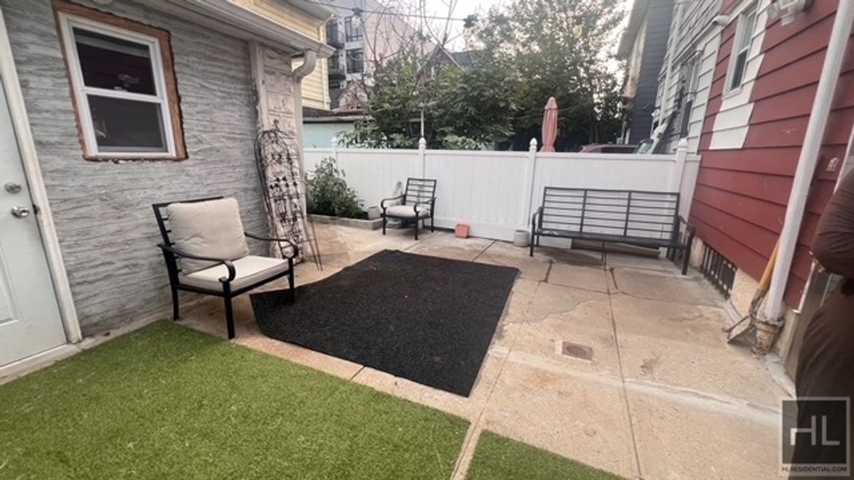 3322 Farragut Road East Flatbush Brooklyn NY 11210
