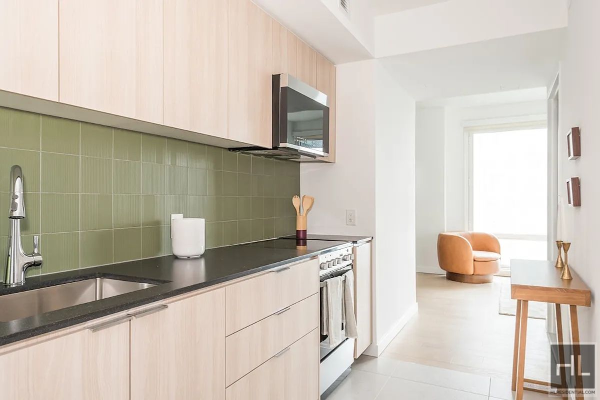 975 Nostrand Avenue Crown Heights Brooklyn NY 11225