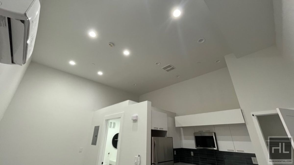 237 Utica Avenue 1F Crown Heights Brooklyn NY 11213