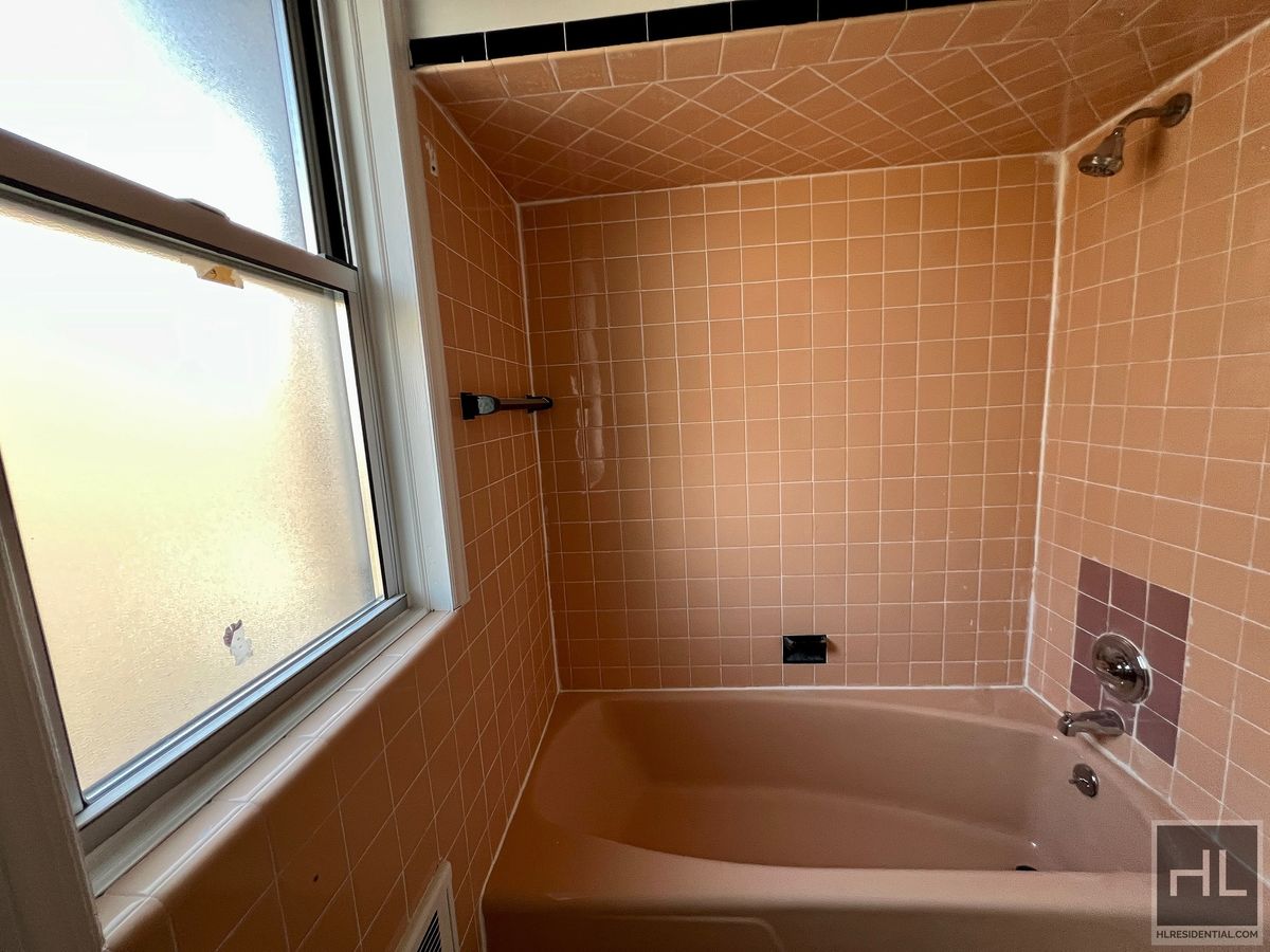 57-19 64th Street 2 Maspeth Queens NY 11378