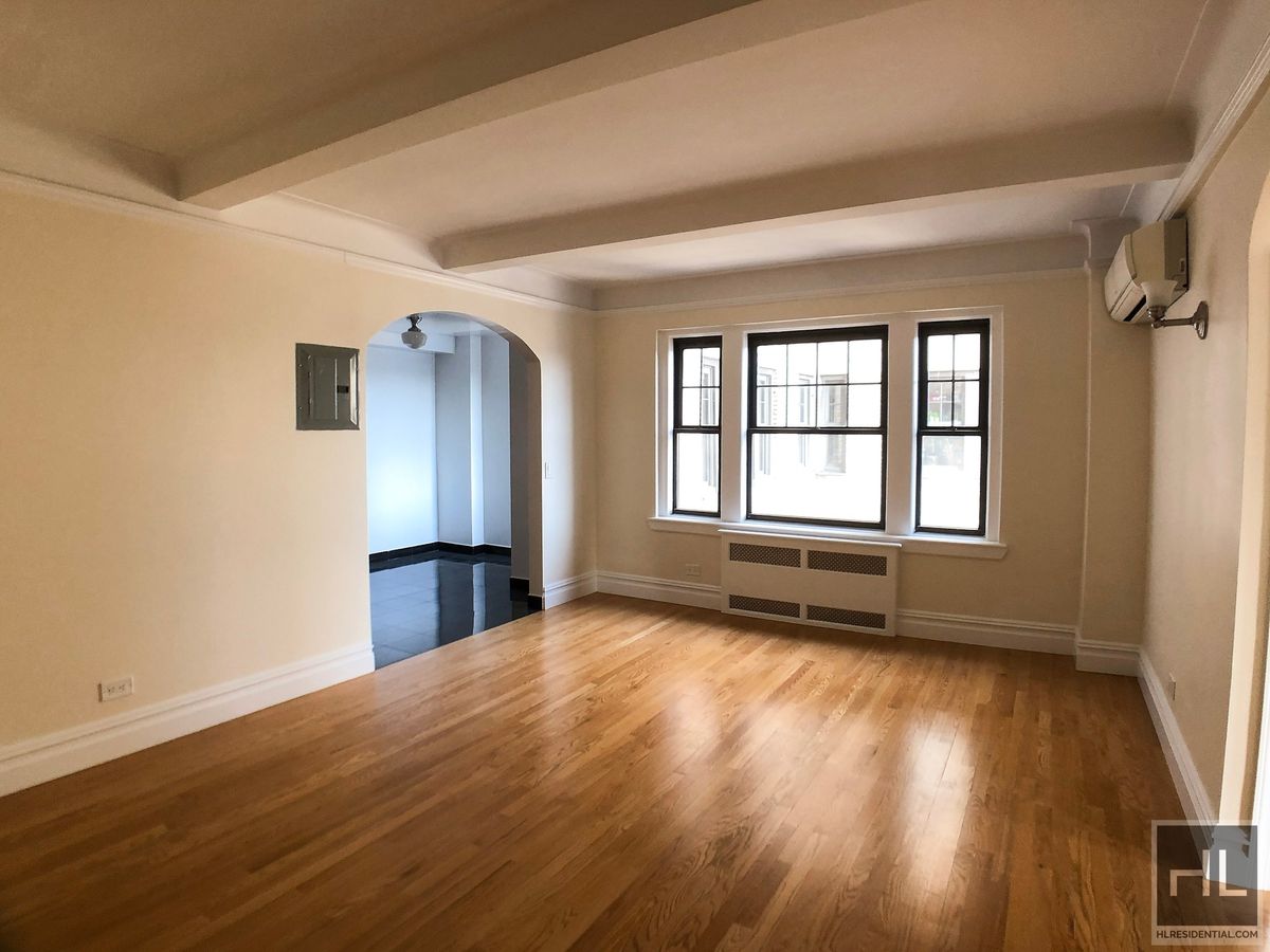 Photo for 95 Christopher Street - 95 Christopher Street Rental Building in West Village, Manhattan