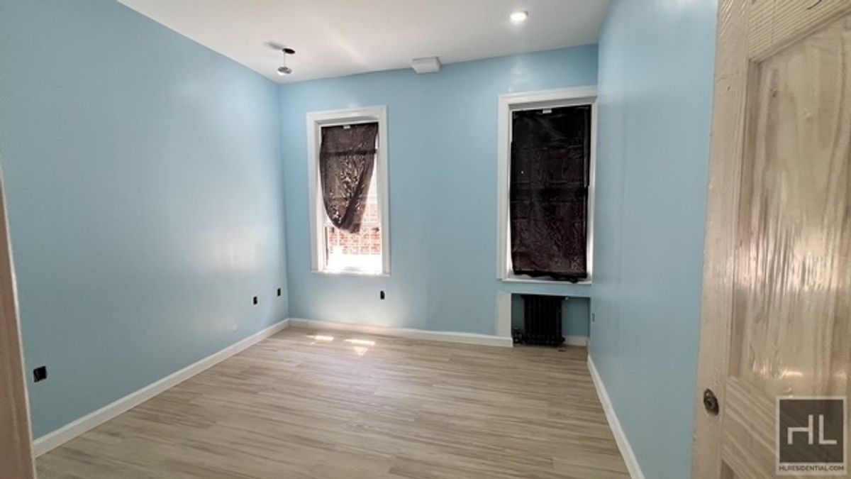 586 East 54th Street 1 Farragut Brooklyn NY 11203