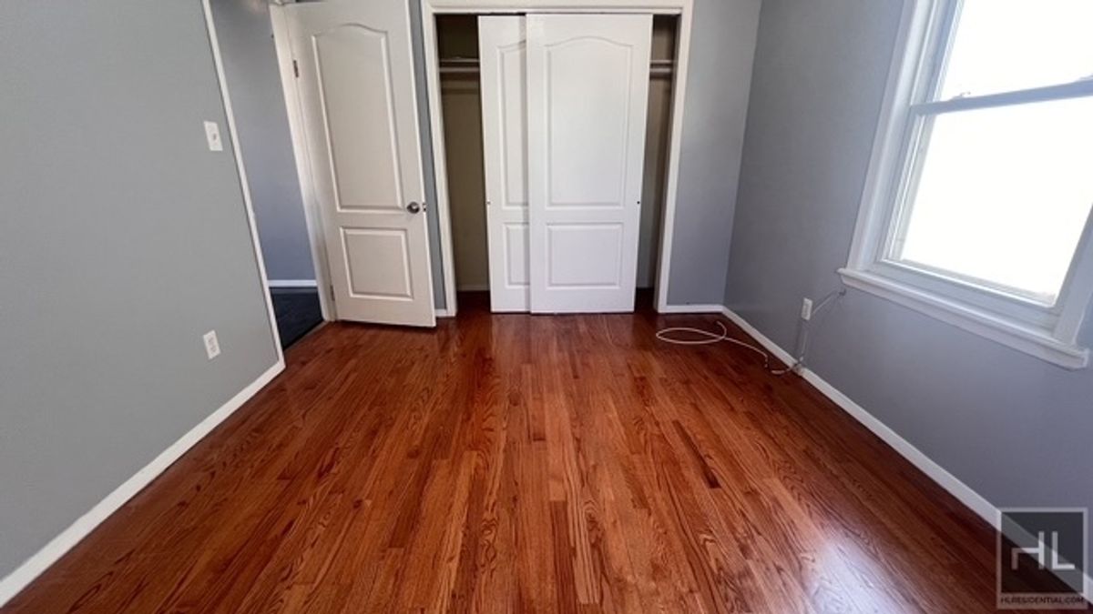 95-19 77th Street Ozone Park Queens NY 11416
