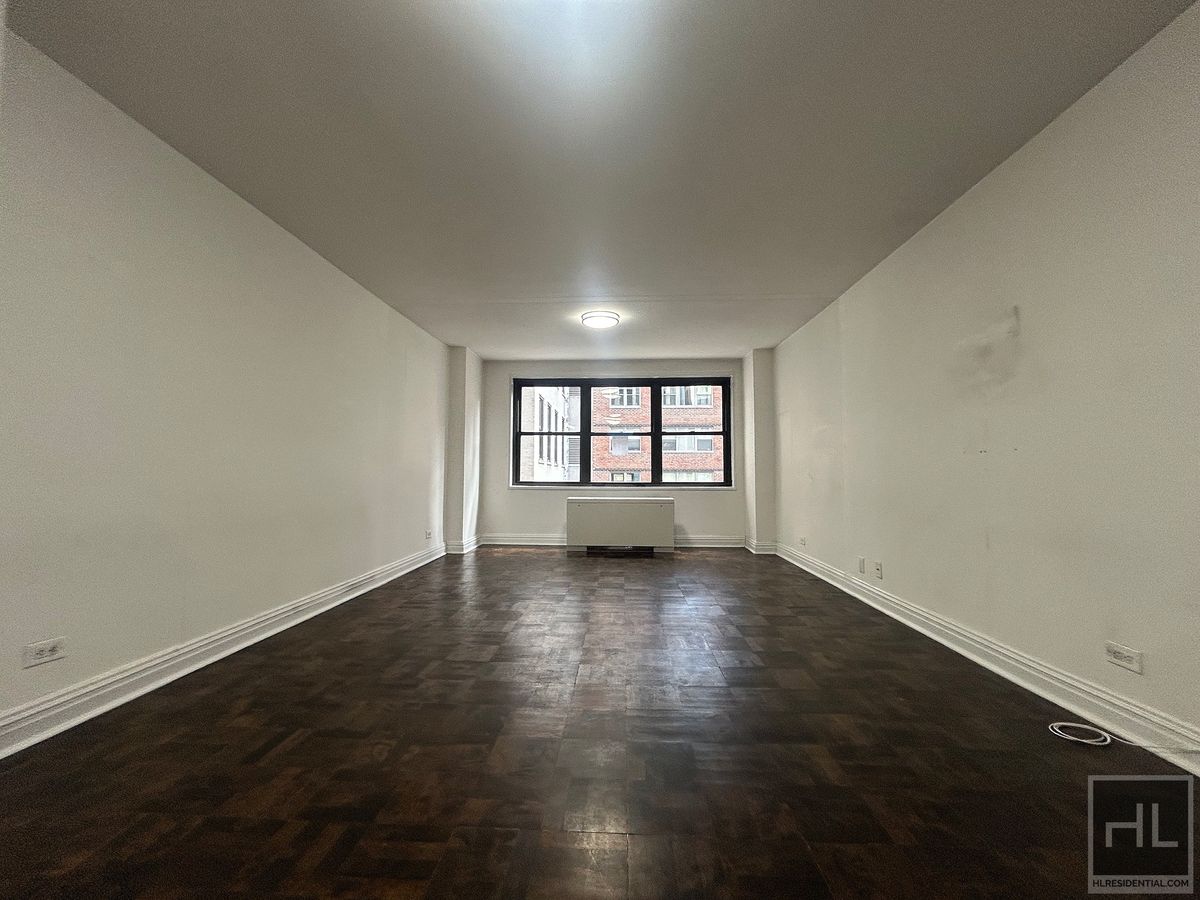 Photo for Mayfair Fifth - 96 5th Avenue Rental Building in Flatiron, Manhattan