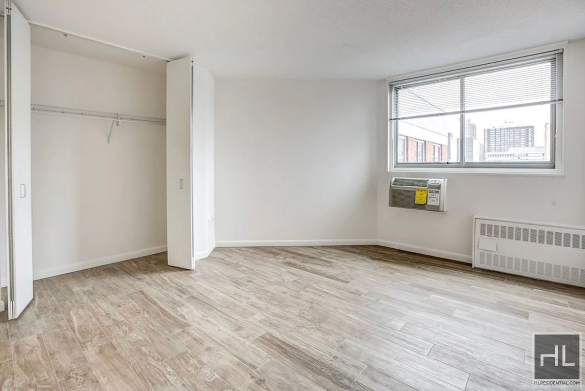 Photo for 500 2 AVENUE - 500 2nd Avenue Rental Building in Kips Bay, Manhattan