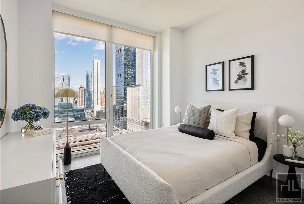 Photo for  606 WEST 30TH  - 606 WEST 30TH ST Rental Building in Hudson Yards, Manhattan