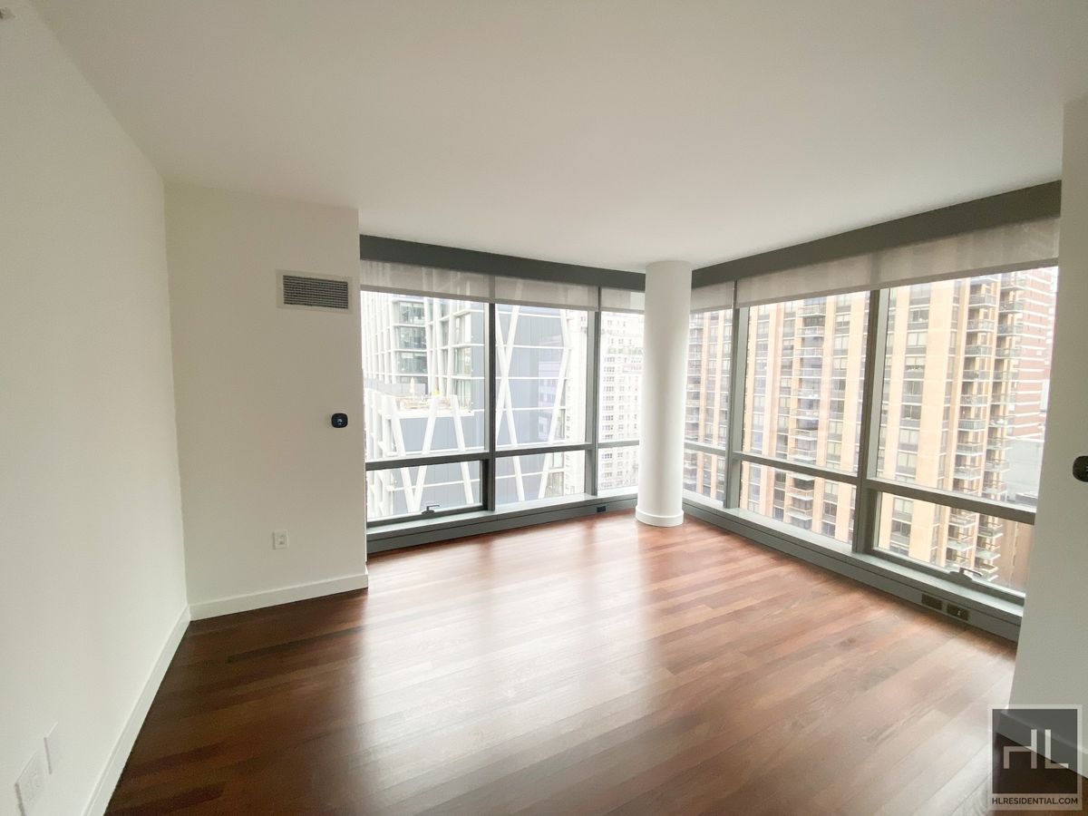 Photo for Aire - 200 West 67th Street Condominium in Lincoln Square, Manhattan