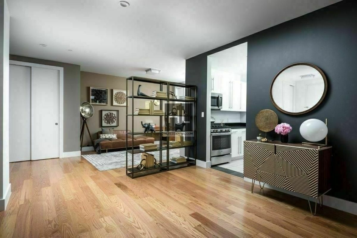 Photo for Tribeca House - 50 Murray Street Rental Building in Tribeca, Manhattan