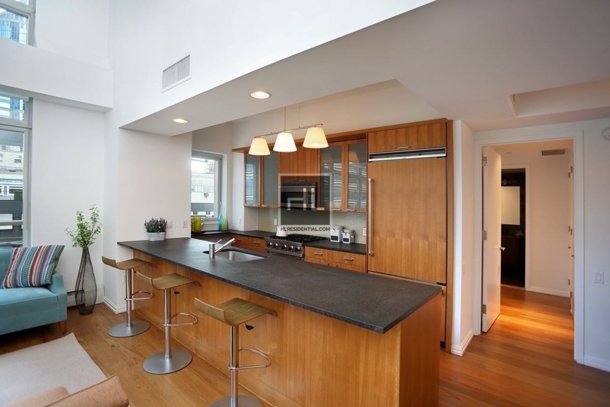 Photo for 205 East 59th Street - 205 East 59th Street Condominium in Upper East Side, Manhattan