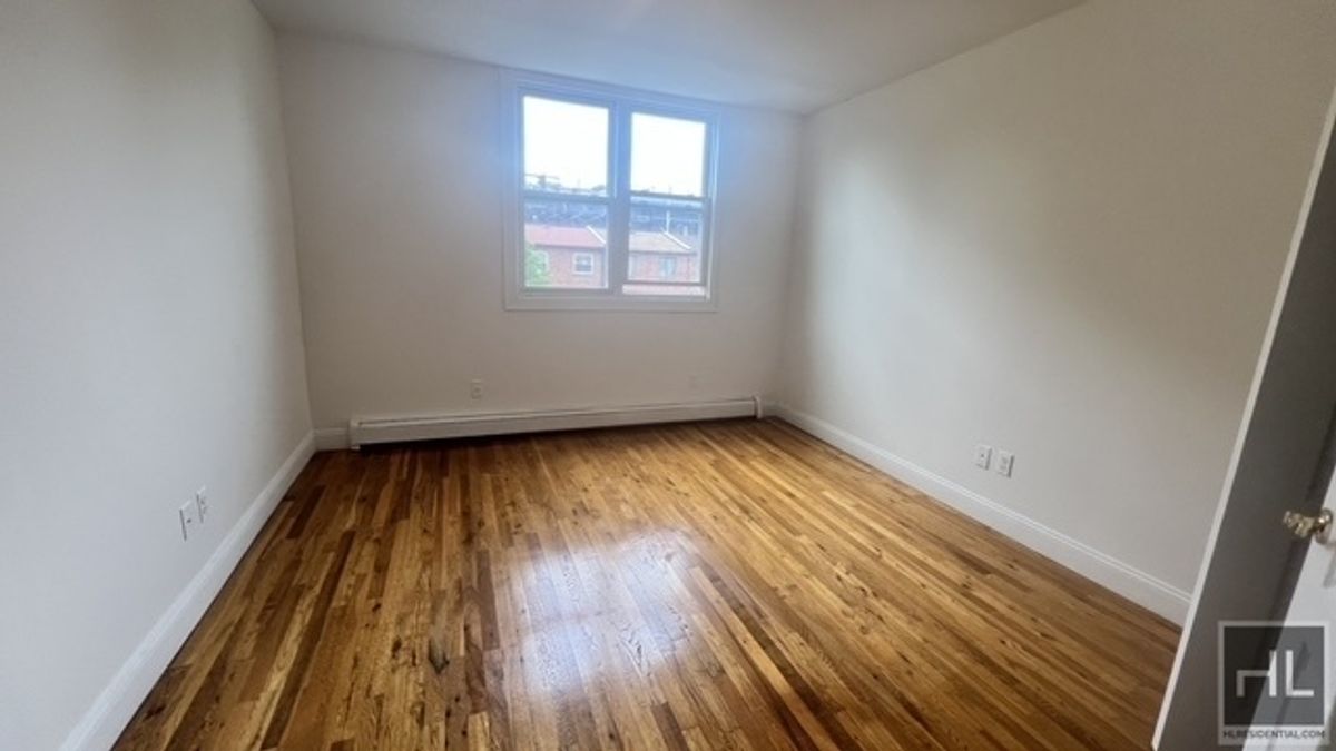 548 Rockaway Avenue 2 Brownsville Brooklyn NY 11212