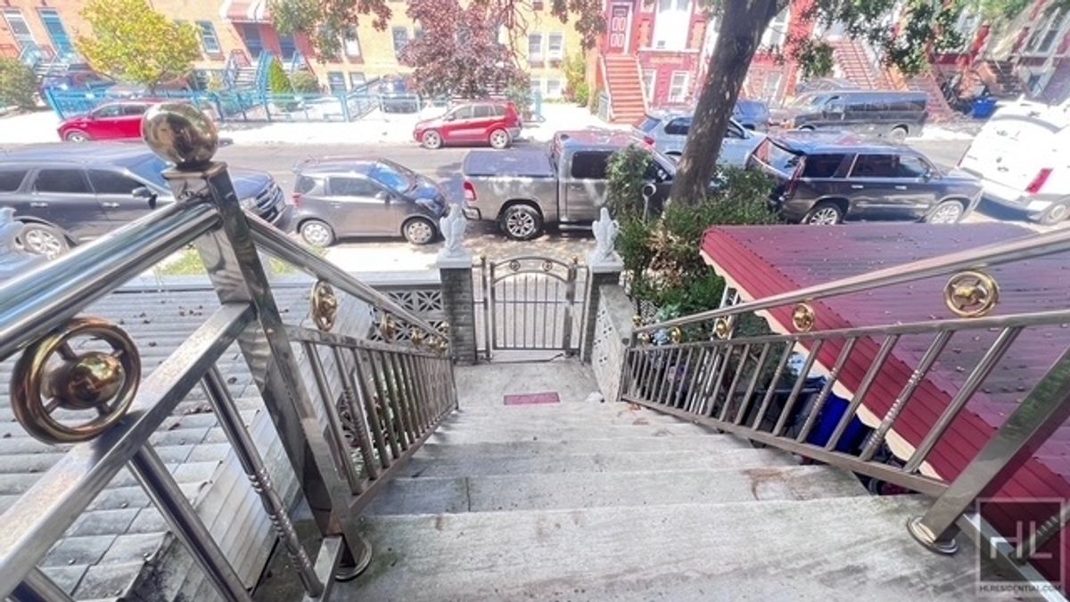 444 Halsey Street 2 Bedford Stuyvesant Brooklyn NY 11233