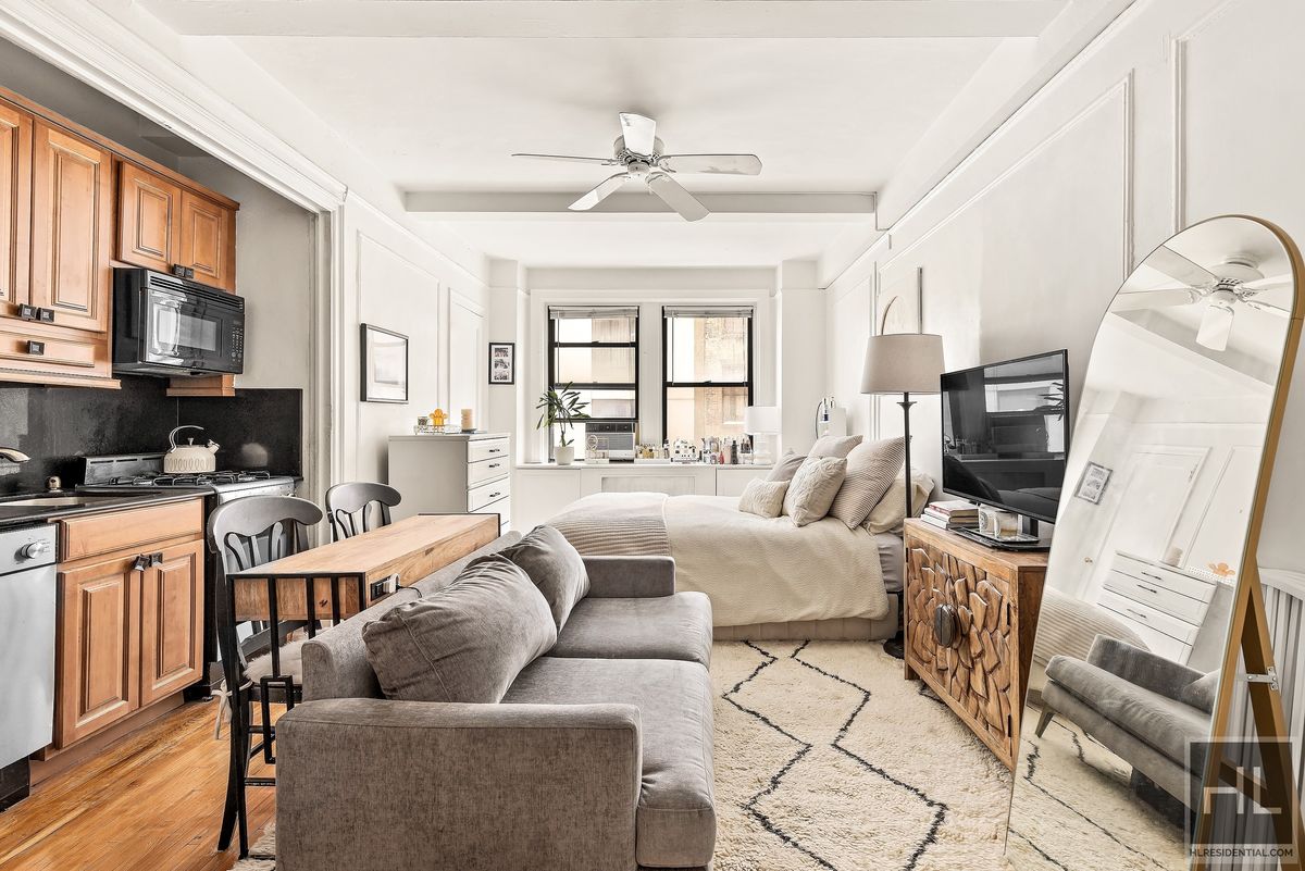 457 West 57th Street 412 Clinton New York NY 10019