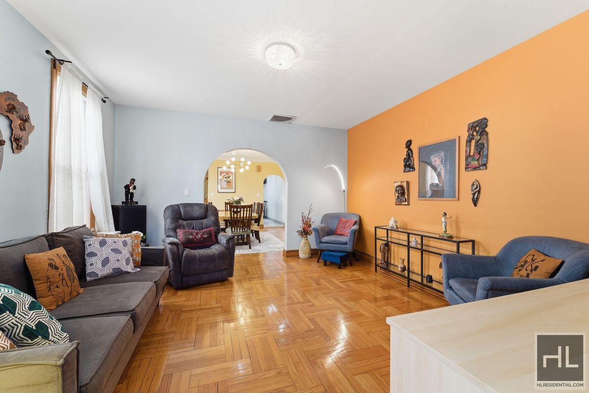 675 East 53rd Street Farragut Brooklyn NY 11203