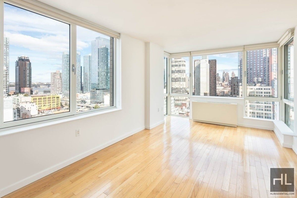 Photo for Townsend - 350 West 37th Street Rental Building in Hudson Yards, Manhattan