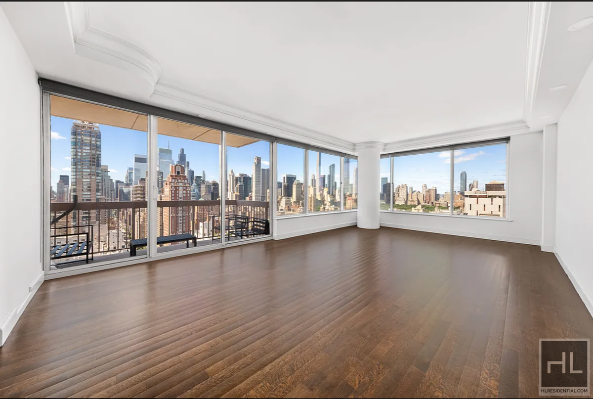 Photo for 200 East 69th Street - 200 EAST 69 STREET Condominium in Upper East Side, Manhattan