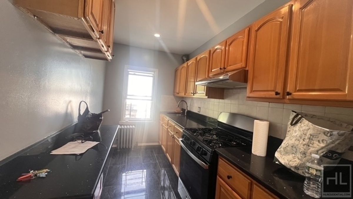 95-19 77th Street Ozone Park Queens NY 11416