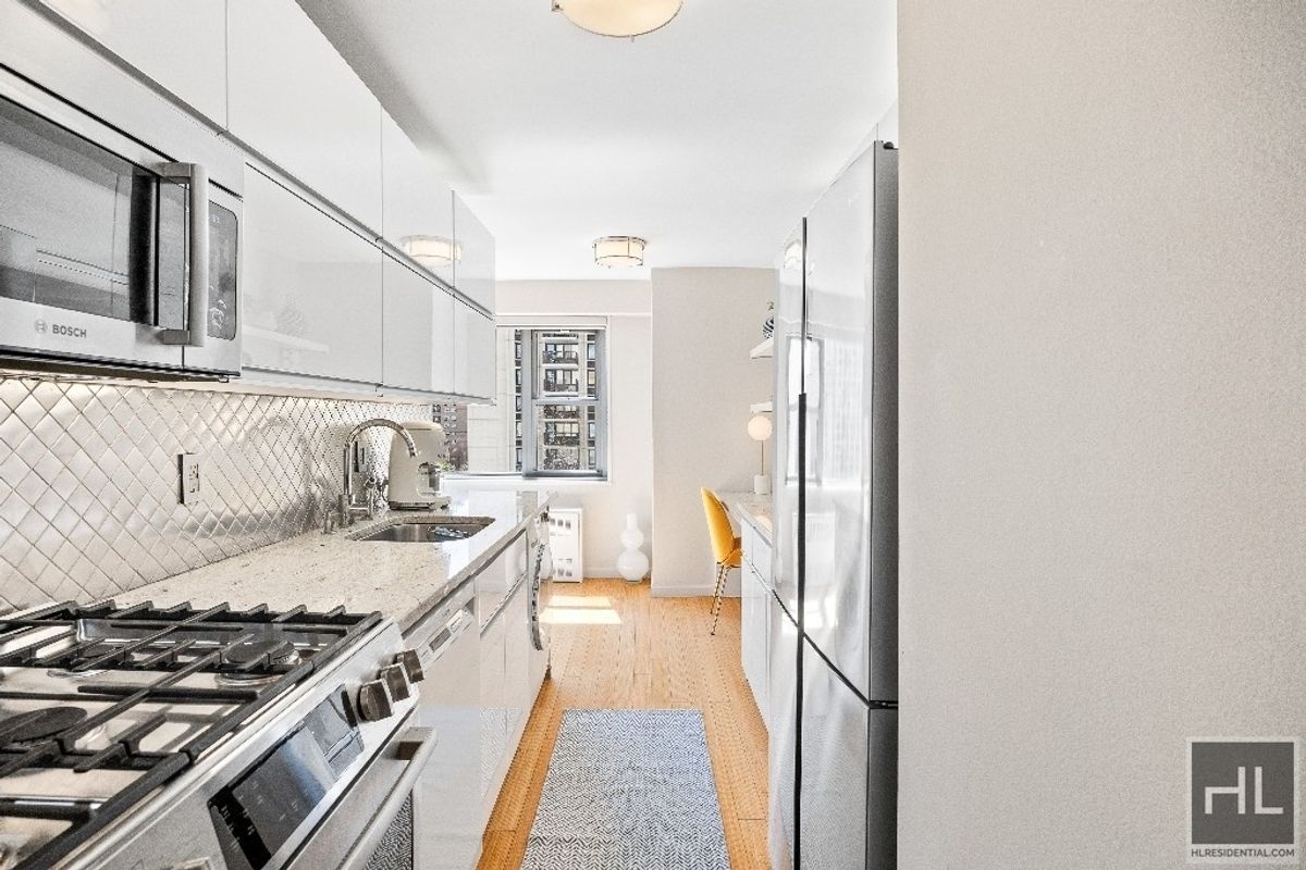 100 West 93rd Street 8K Upper West Side New York NY 10025