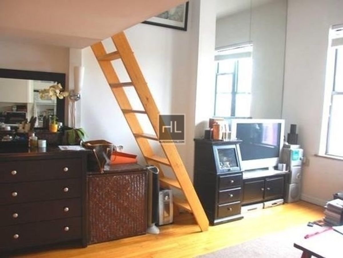 Photo for  Lincoln Spencer Apartments  - 140 WEST 69 STREET Cooperative in Upper West Side, Manhattan