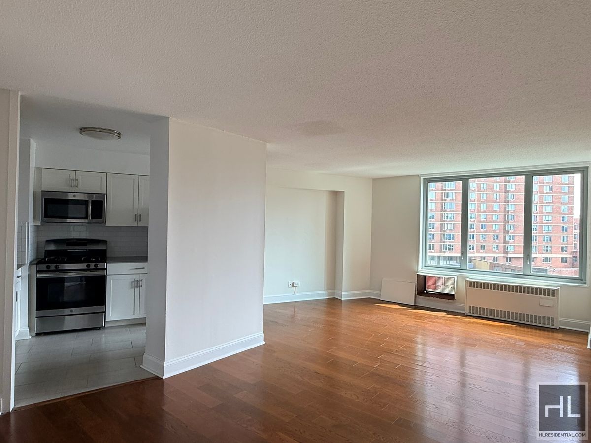 Photo for 3333 BROADWAY - 3333 Broadway Rental Building in West Harlem, Manhattan