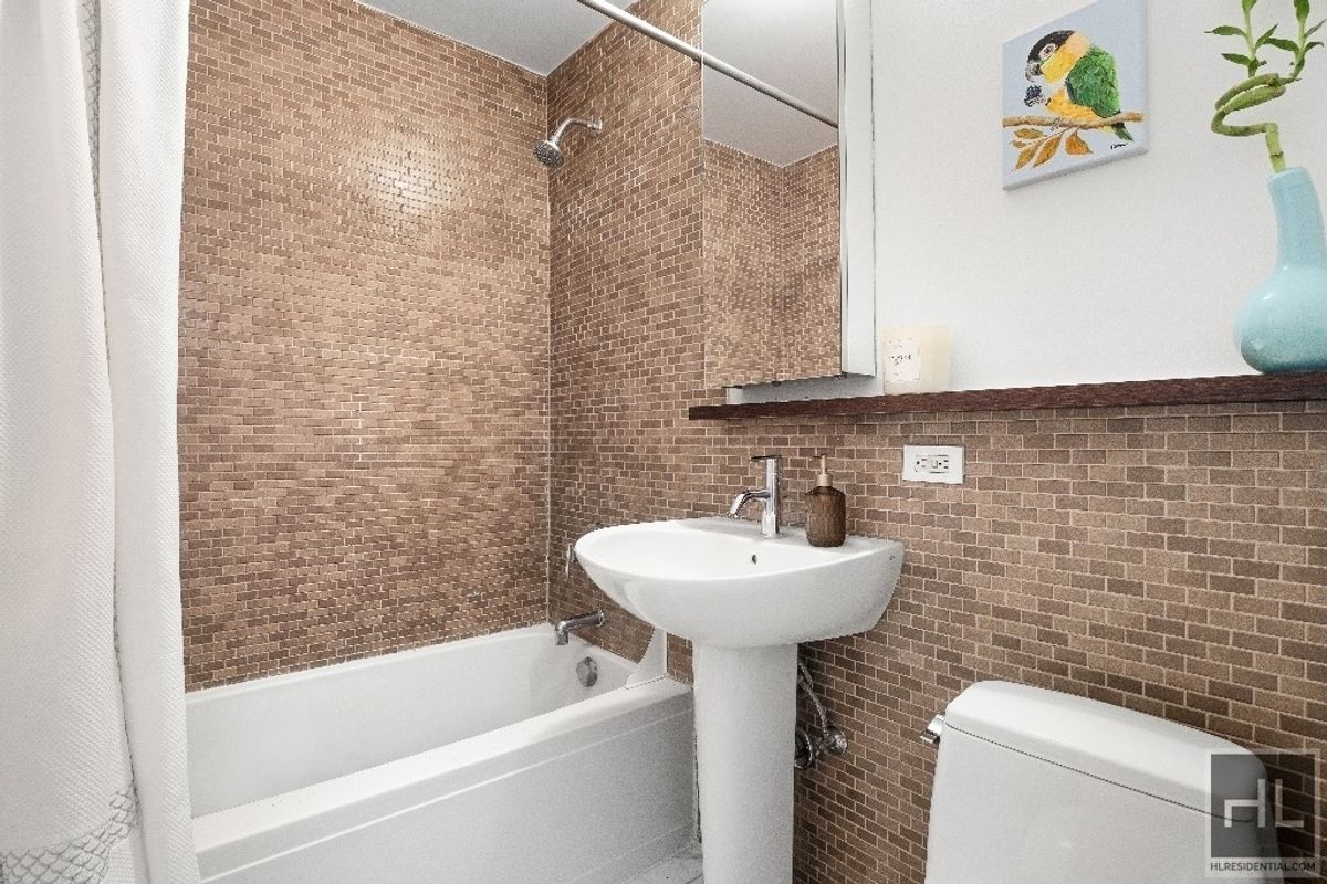 100 West 93rd Street 8K Upper West Side New York NY 10025