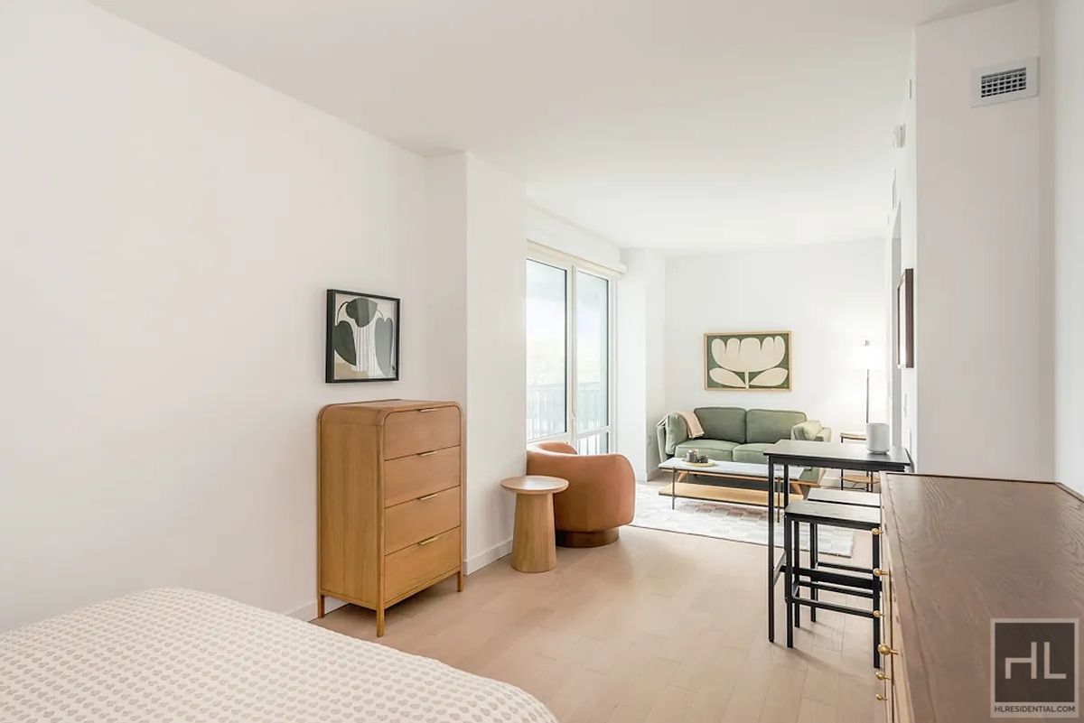 975 Nostrand Avenue Crown Heights Brooklyn NY 11225