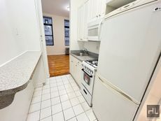 Image for 2 AVENUE