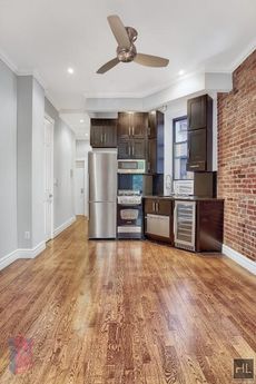 Image for MOTT ST.