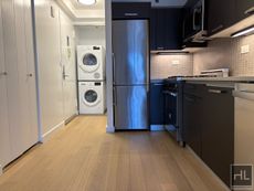 Image for E 39th St