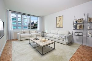 Photo for Center Boulevard | LIC | 1BR 1 BA, W/D & NO Broker's Fees!