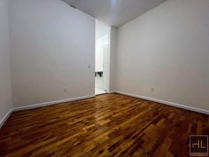 Photo for 2 AVENUE