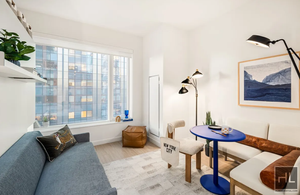 Photo for 10TH AVENUE