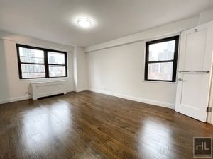 Photo for E 88th St
