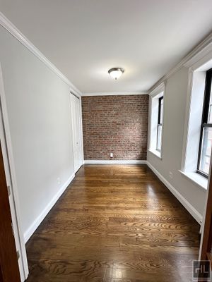 Photo for E 6TH ST.