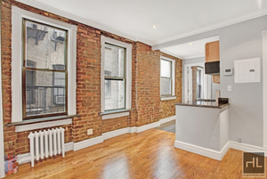 Photo for E 13TH ST.