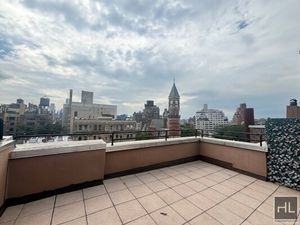 Photo for 6TH AVENUE