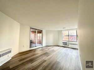 Photo for 2nd Avenue