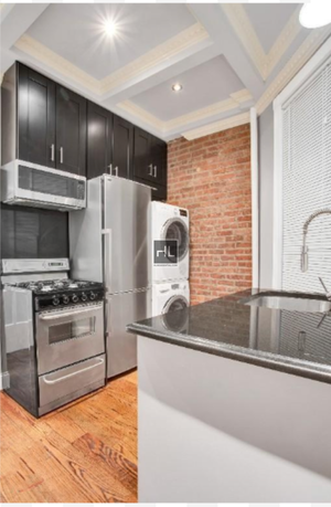 Photo for W 108th St