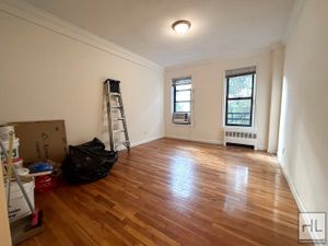 Photo for E. 74 ST | Btw 3rd/2nd Aves: Close by Q, Elevator, Laundry & NO Broker's Fees!